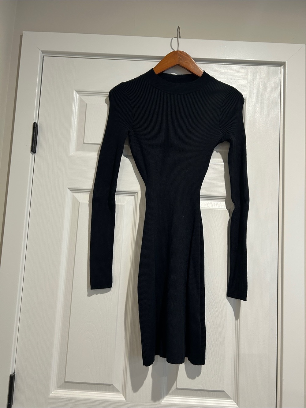Hollister Black Ribbed Long-Sleeve Knit Dress